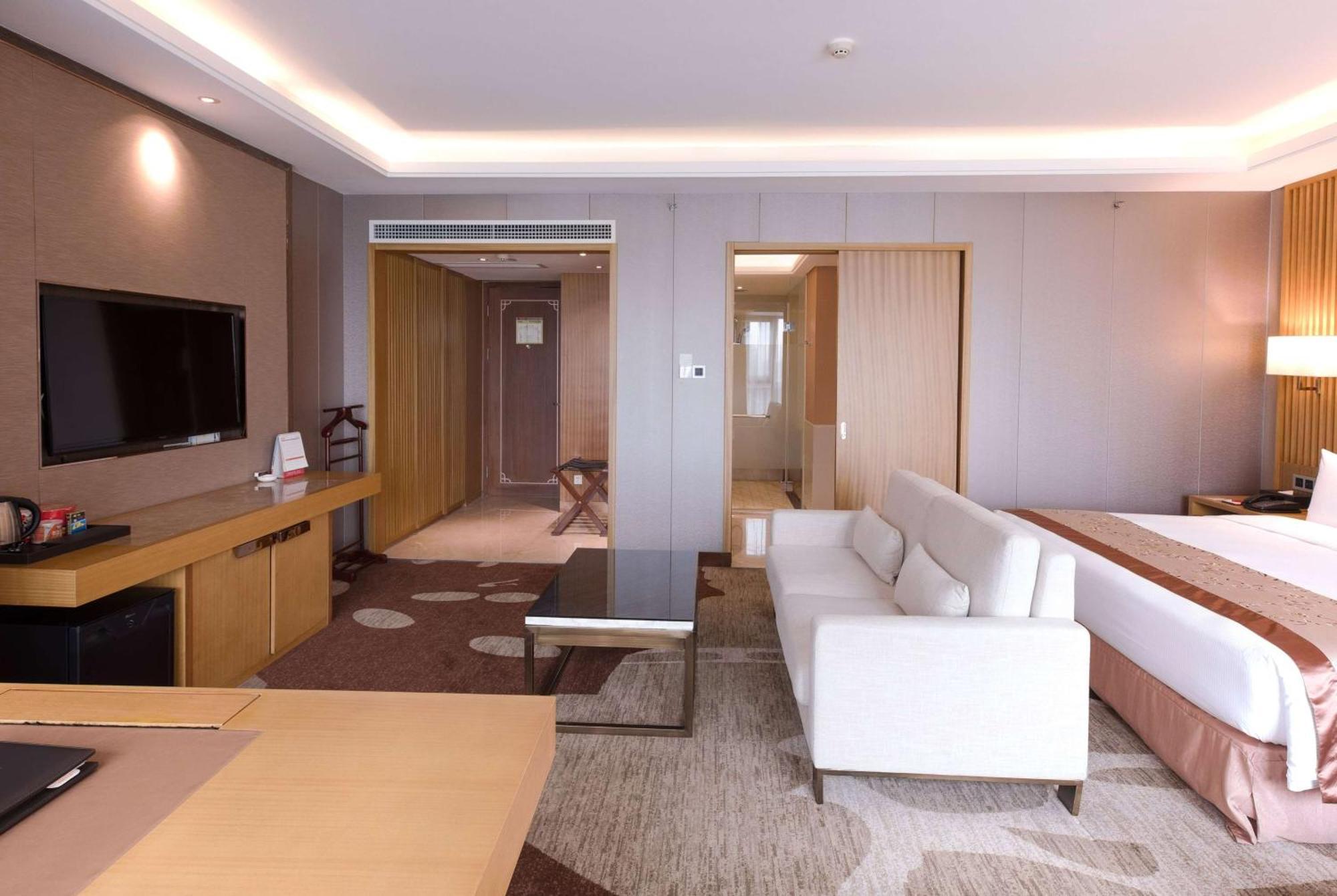 Ramada Plaza By Wyndham Fuzhou South Hotell Eksteriør bilde